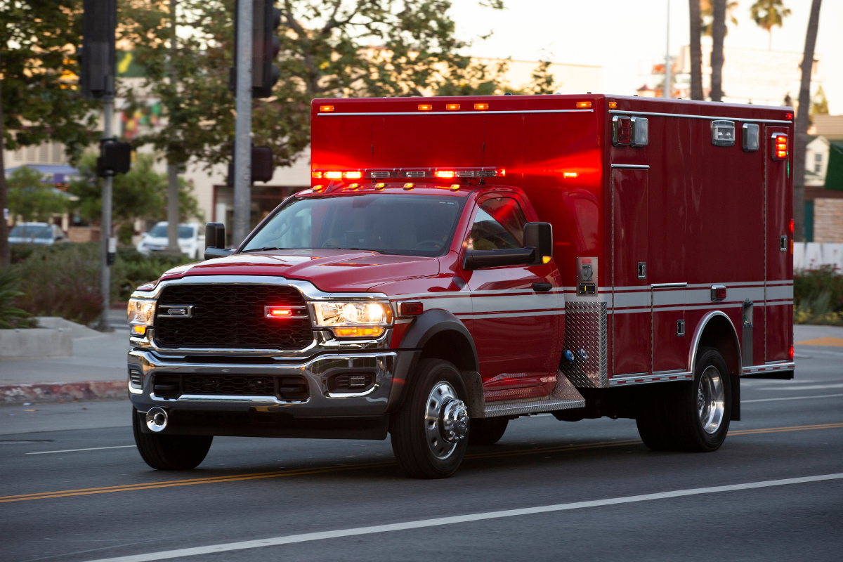 Two People Injured in Sacramento Car Crash